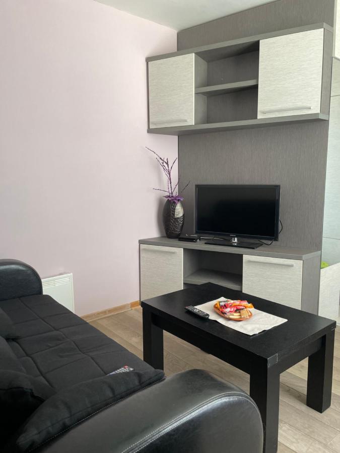 Kopaonik Apartmani U Kraljevim Cardacima , Car 27 I 6-13 Buitenkant foto