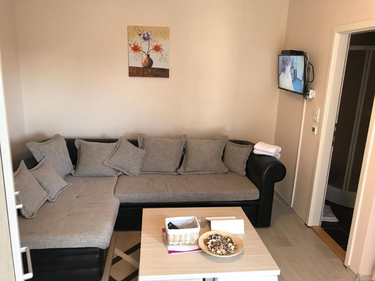 Kopaonik Apartmani U Kraljevim Cardacima , Car 27 I 6-13 Buitenkant foto